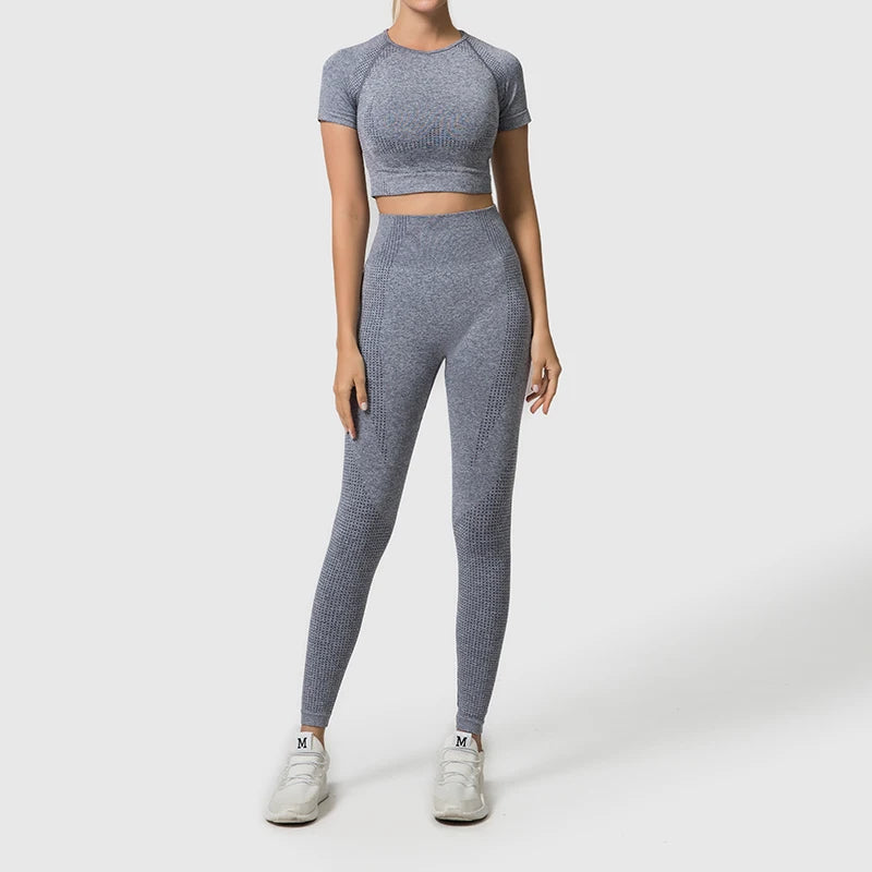 Seamless Women Yoga and Workout Sportswear set